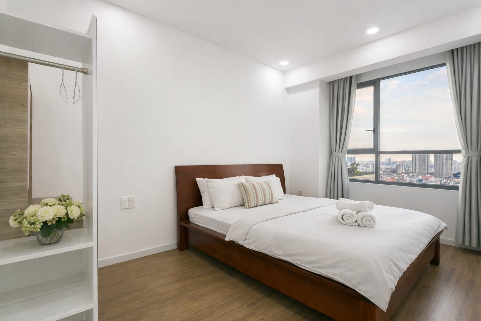 Căn hộ 2 phòng ngủ 1 WC RiverGate Residence hình 6