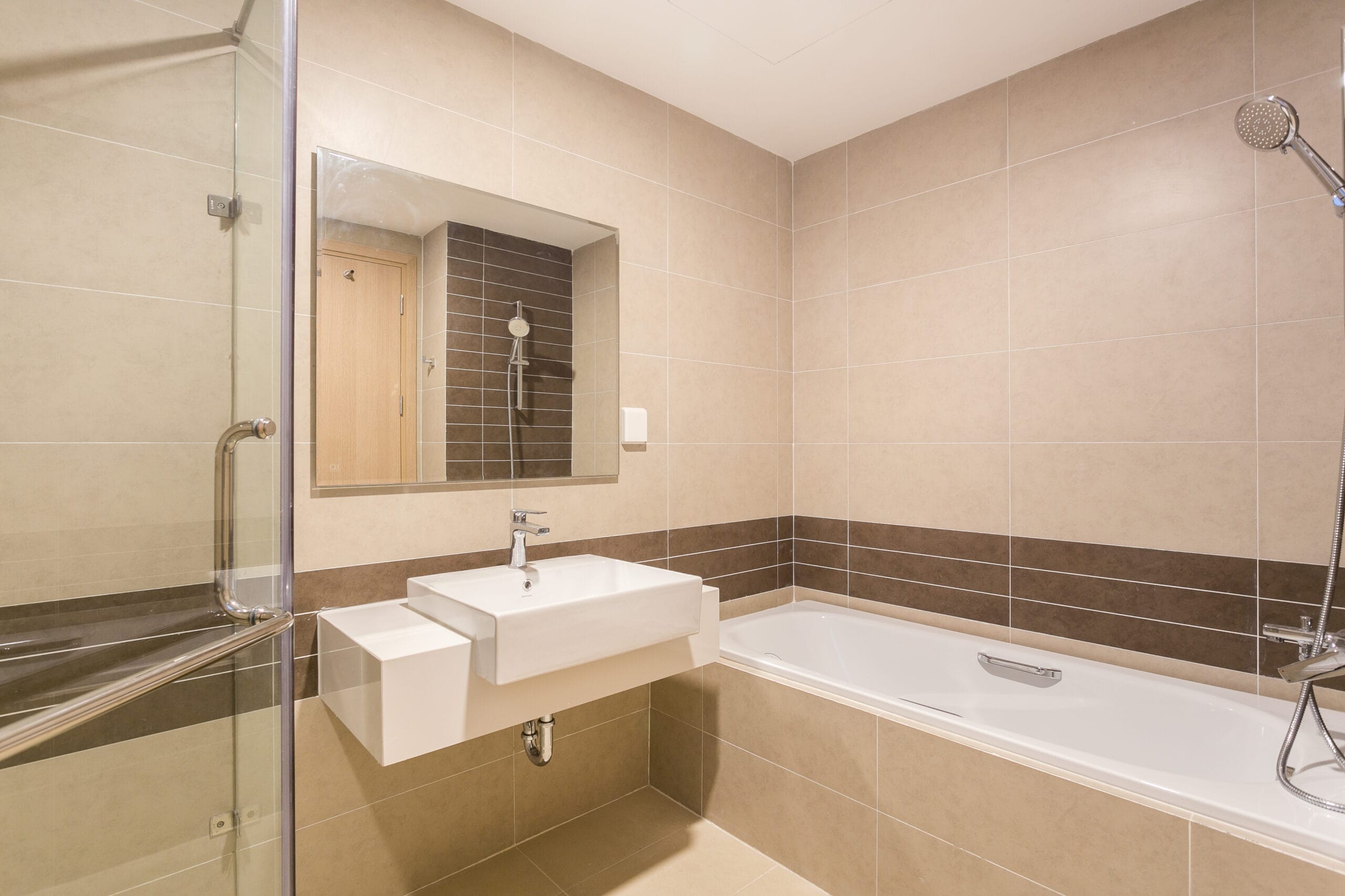 Căn hộ 3 phòng ngủ RiverGate Residence hình 10